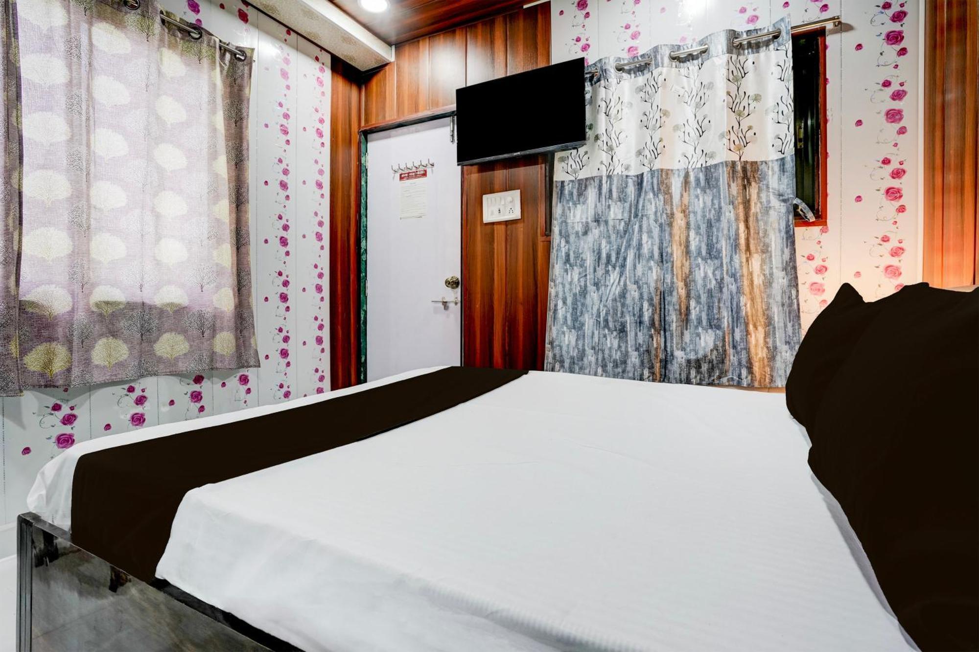 Hotel O Amma Bhau Residency Mumbai Bagian luar foto