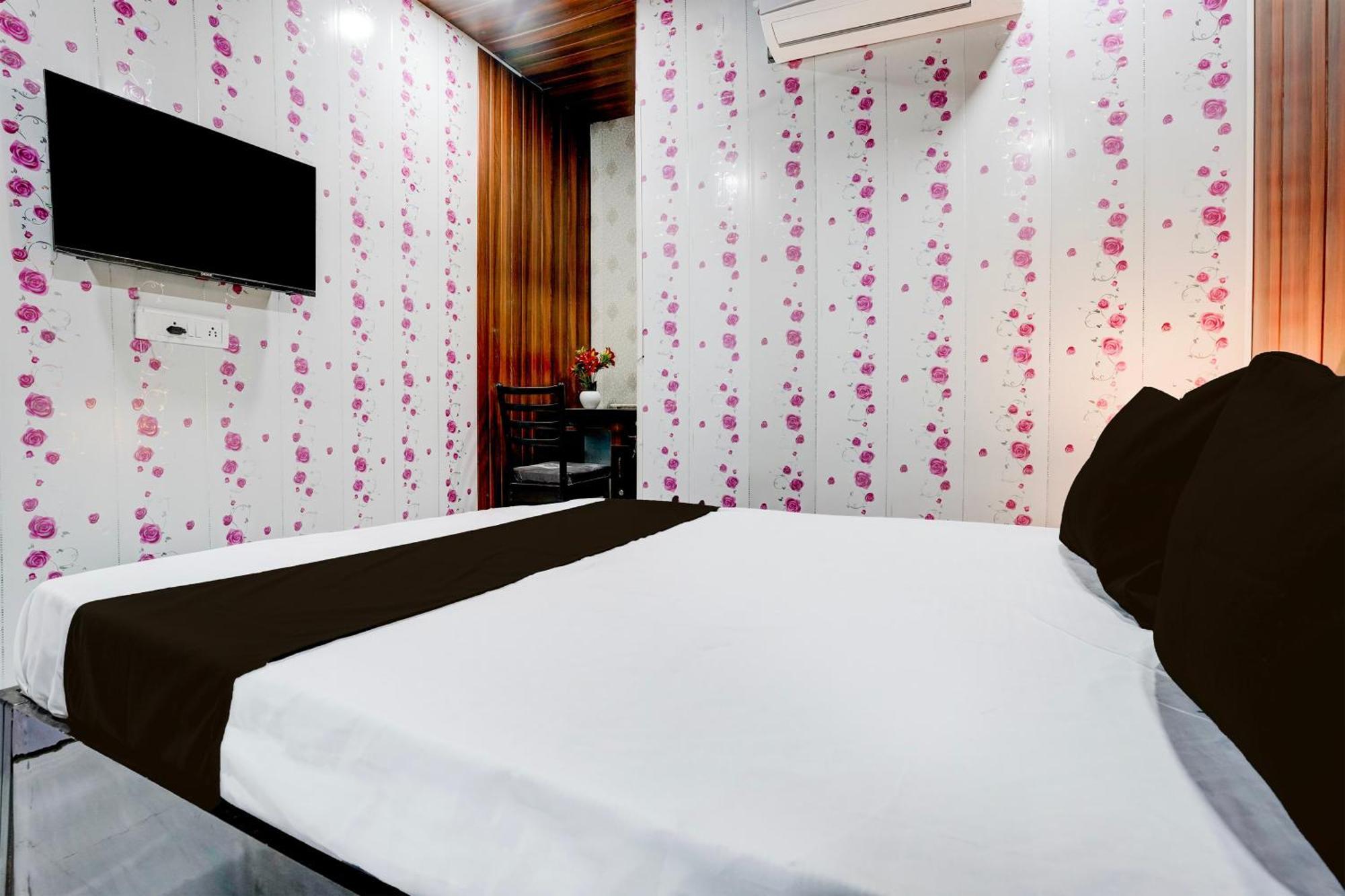 Hotel O Amma Bhau Residency Mumbai Bagian luar foto